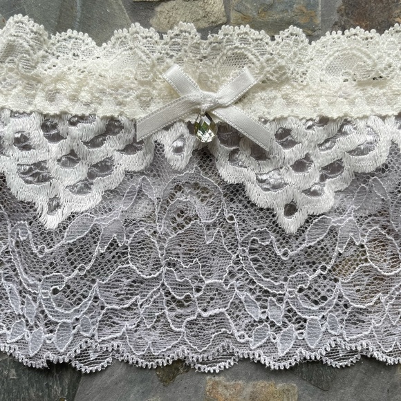 Hanky Panky Bridal Collection garter belt - Picture 3 of 7